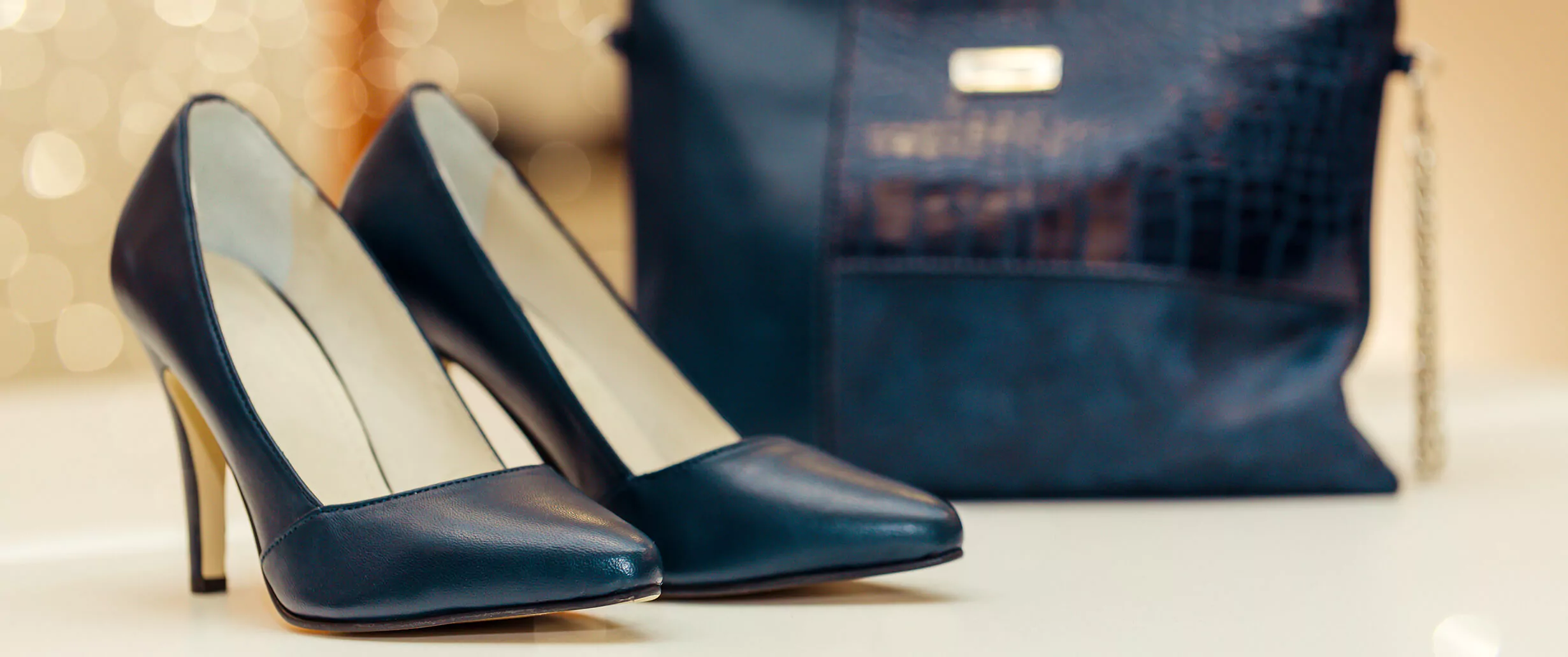 Lederwaren & Schuhe